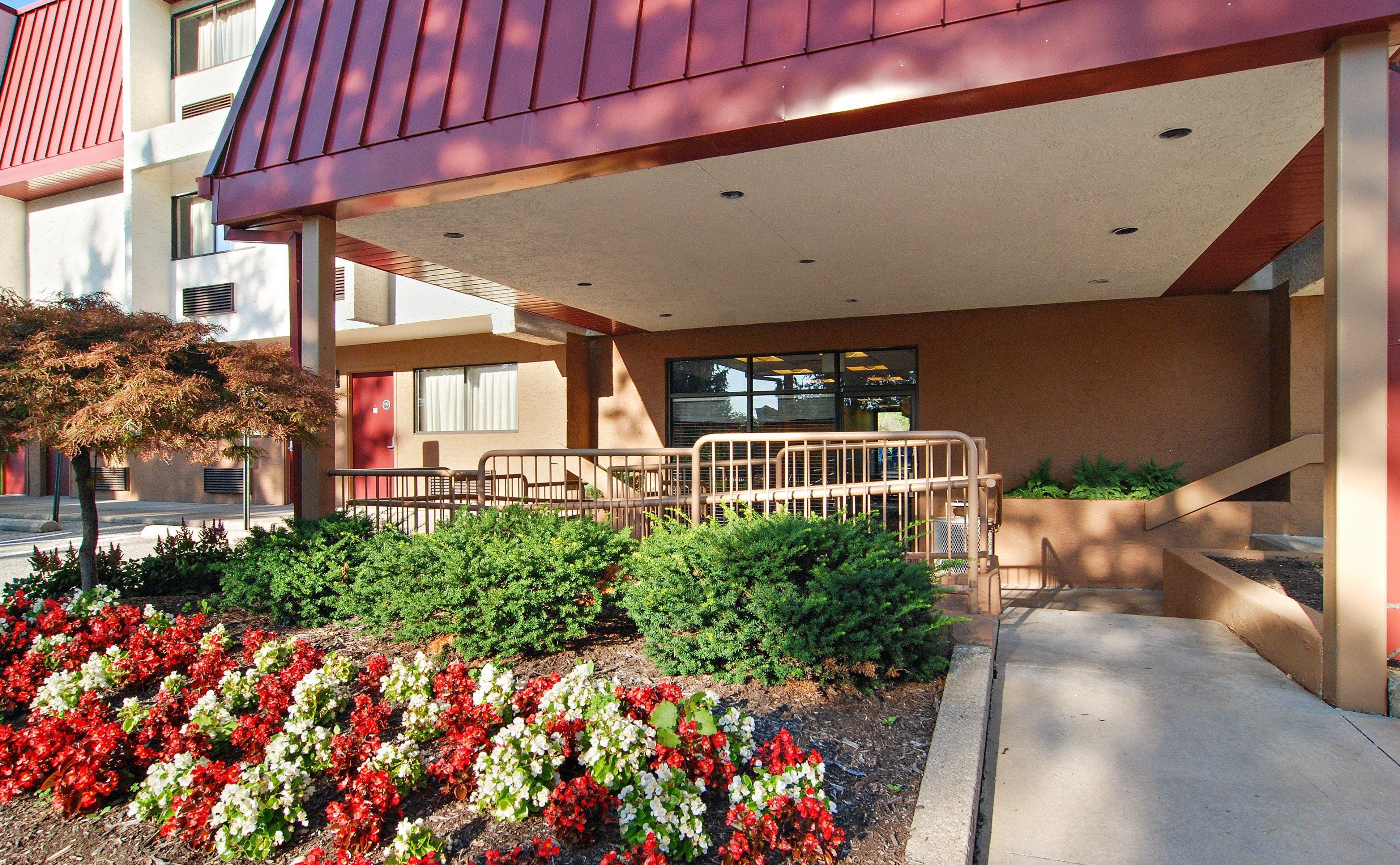 Red Roof Inn Cleveland Airport - Middleburg Heights Exterior foto